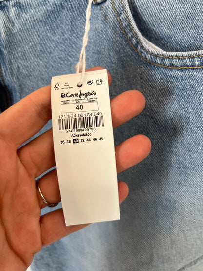 UNIT. Denim shorts. Size 40