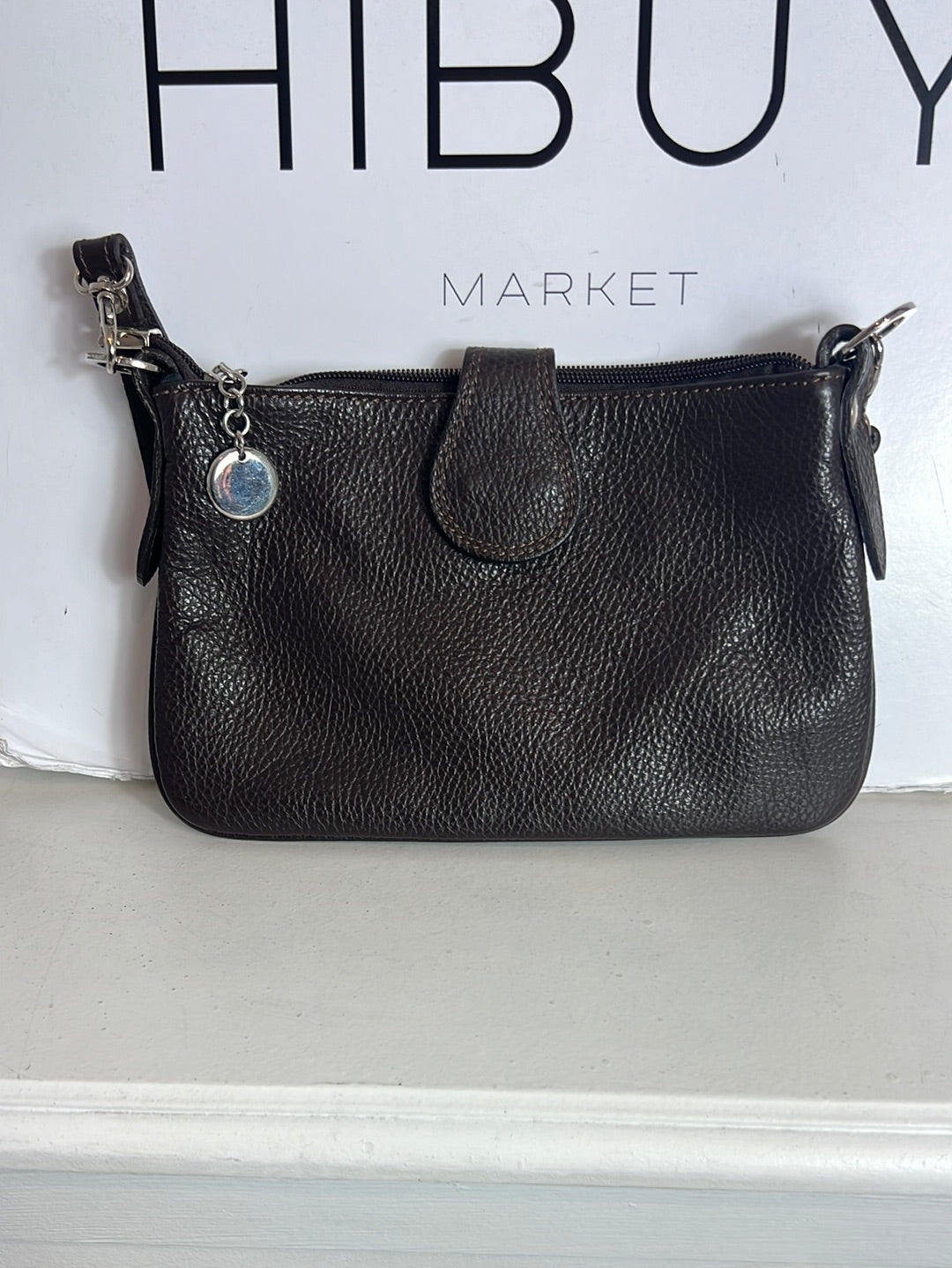 OTRAS. Bolso piel marrón asa corta