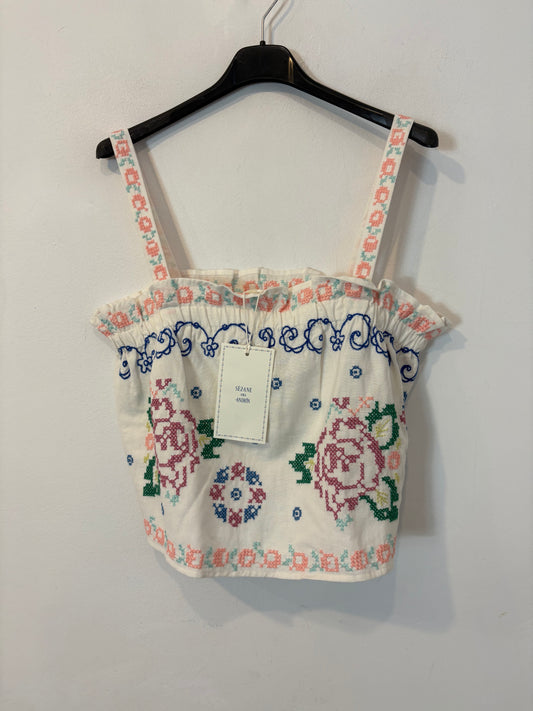 SÉZANE x ANDION. Top blanco bordados