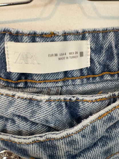 ZARA. Denim recto detalle cremallera. T 36