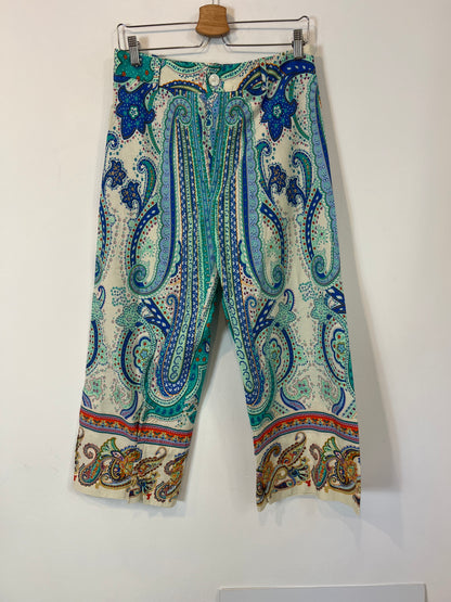 ZARA. Pantalón culotte estampado  T.l