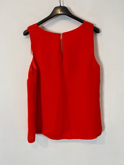 RESERVED. Top rojo fluido. T 36