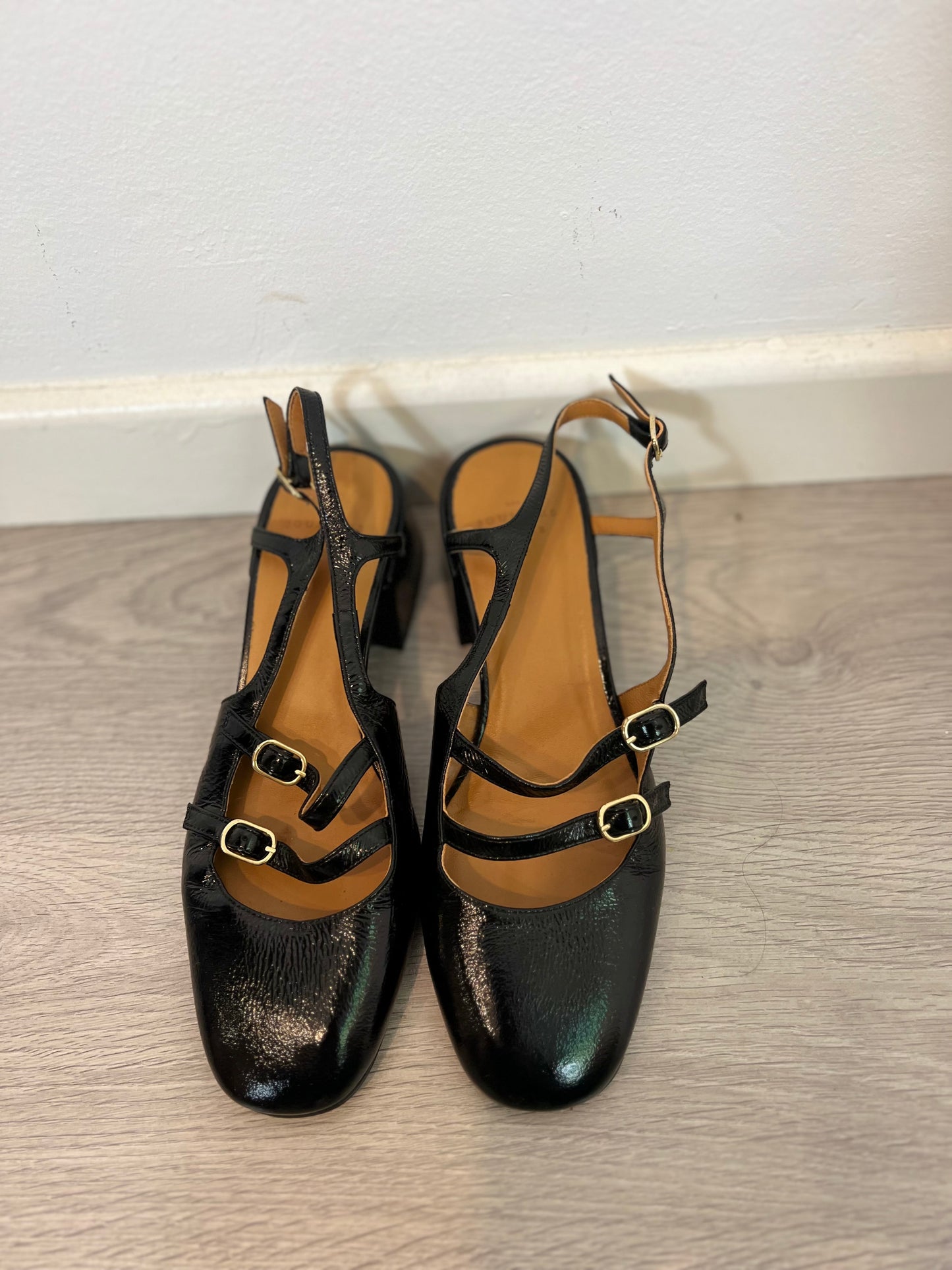 SÉZANE. Black buckle shoes. Size 38