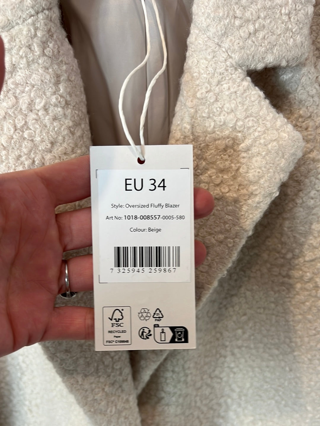 NA&KD. Chaqueta beige borrego estilo T.34 (s/m)