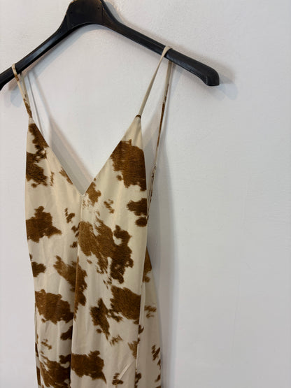 ZARA. Vestido largo fluido estamapdo