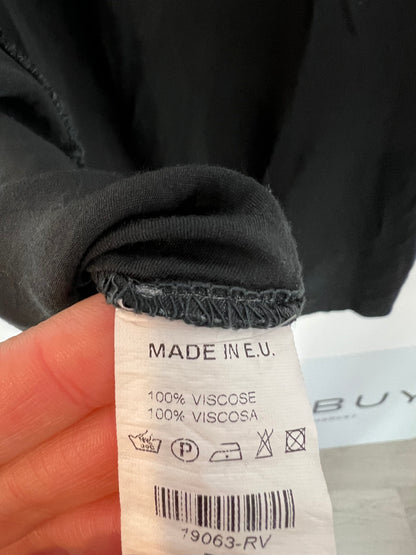 WHITE&ONE. Blusa negra fluida TU(S/M)