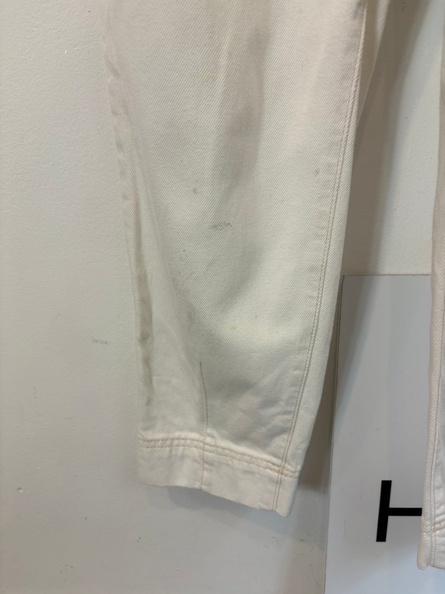 MANGO.  Mono denim largo blanco