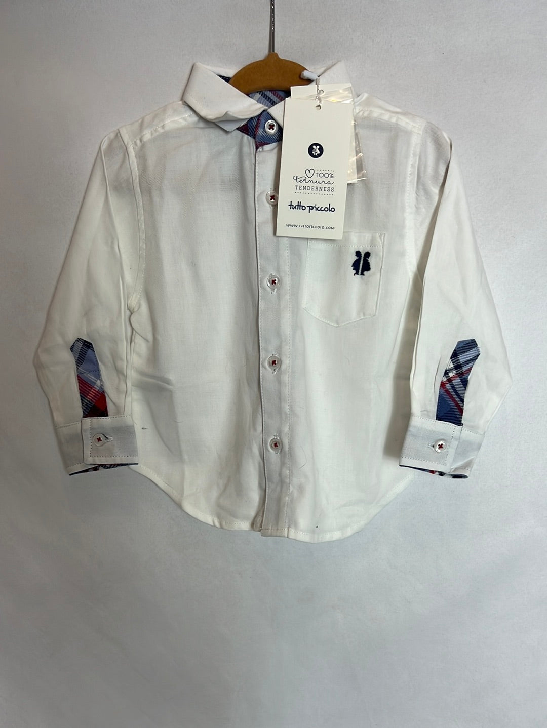 TUTTO PICCOLO. camisa blanca Oxford  T.12 meses