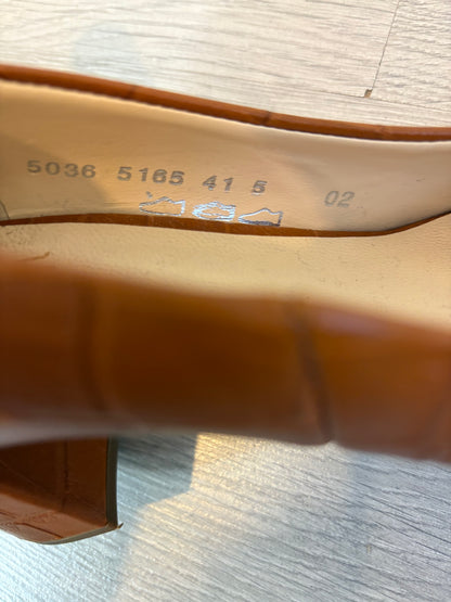 HOGL. Zapatos piel camel hebilla dorada. T 38