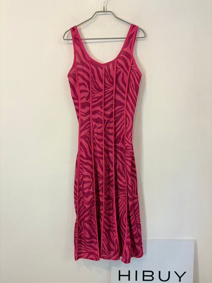 Vestido midi rosa estampado