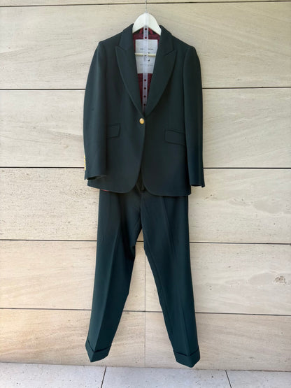 THE EXTREME COLLECTION . Traje de chaqueta verde