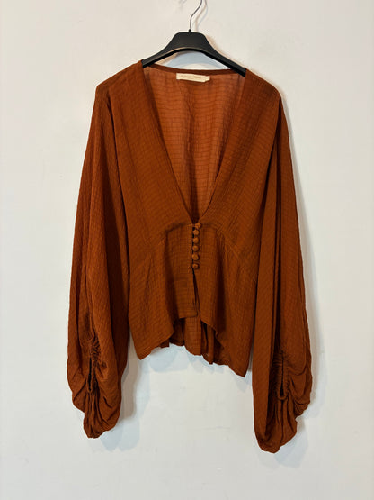 SAVANNAH MORROW. Blusa marrón fluida