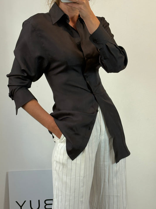 MASSIMO DUTTI Limited Edition. Camisa satinada  fluida