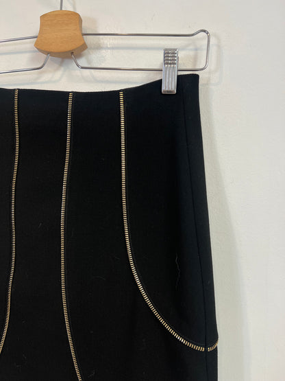 GEORGE RECH. Falda detalles dorados. T 36