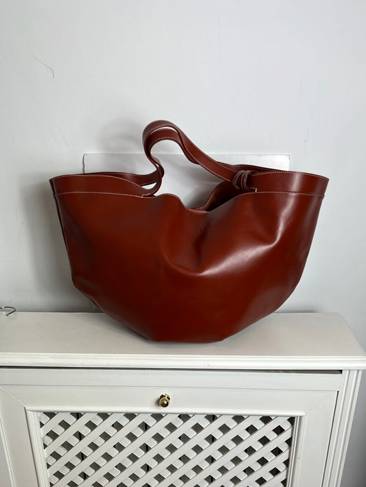 MÖHEL. Bolso marrón piel tote