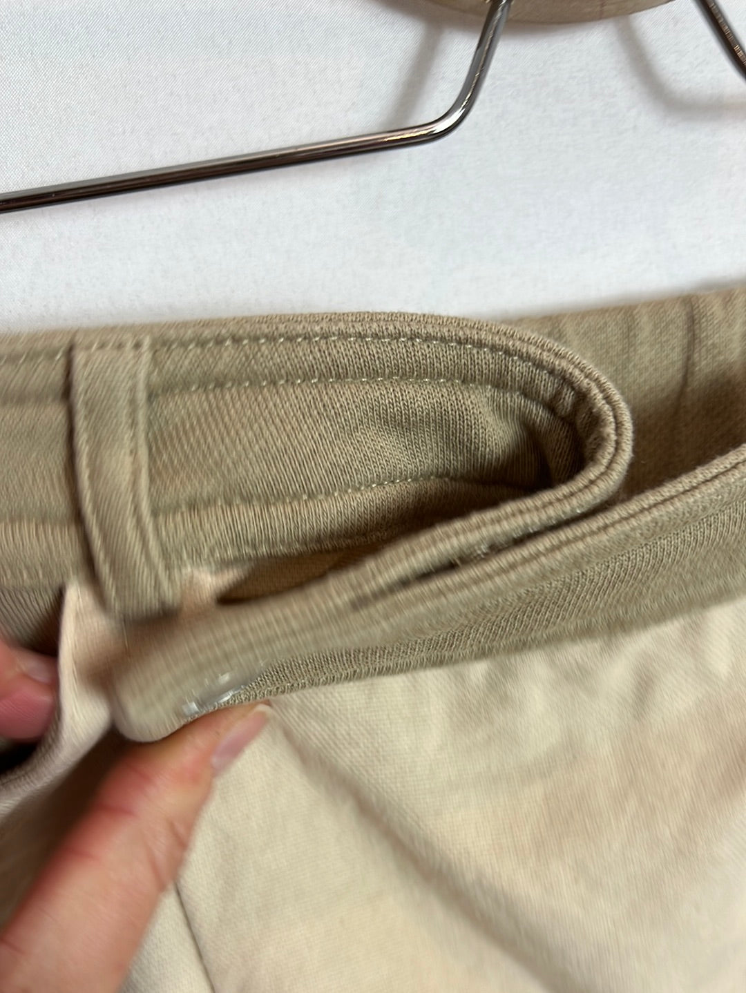 ZARA. Two-tone pleated trousers. TS