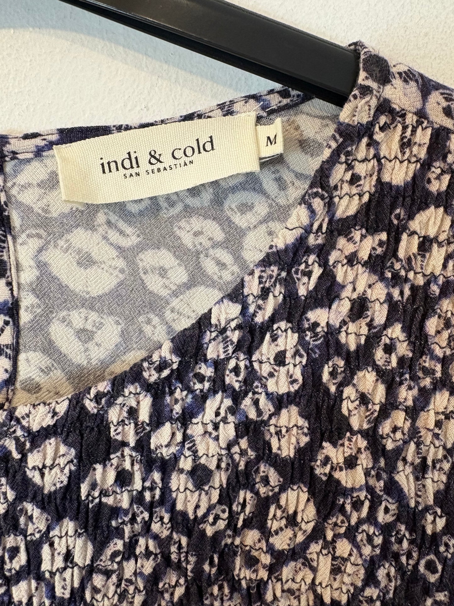 INDI & COLD. Blusa estampada nido de abeja