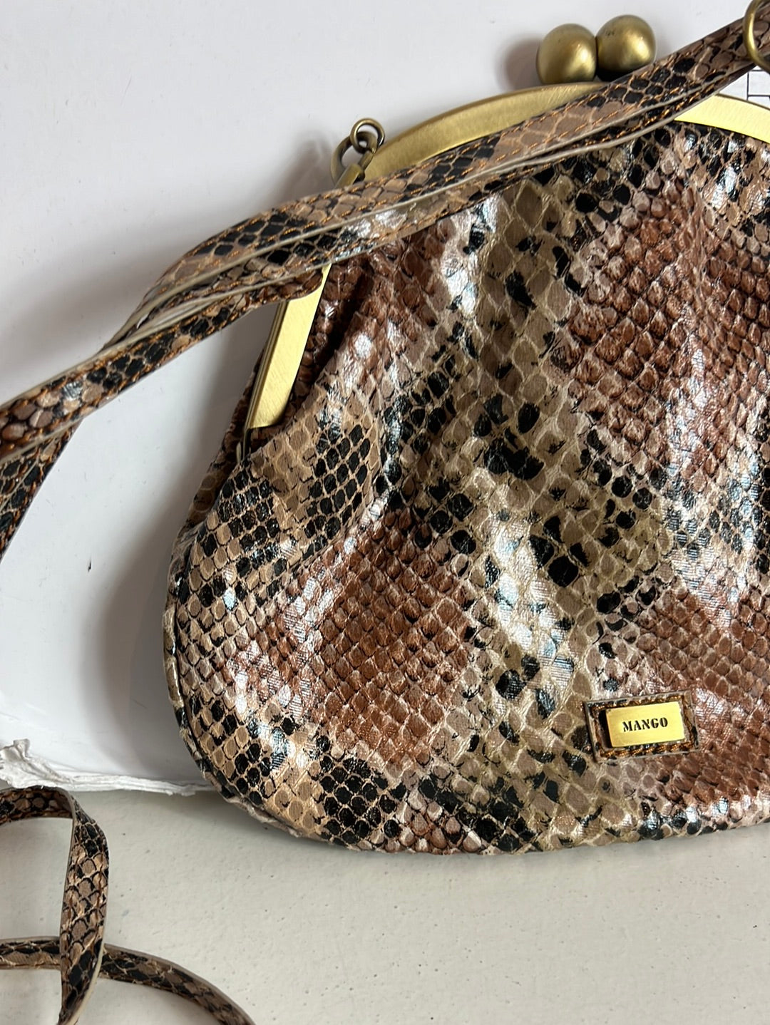 MANGO. Bolso pequeño animal print