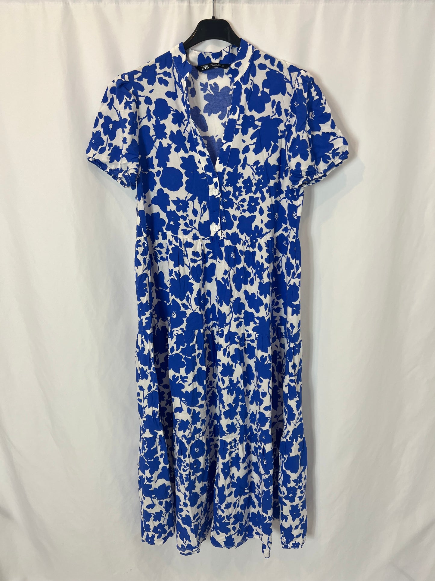 ZARA. Vestido largo estampado. T M