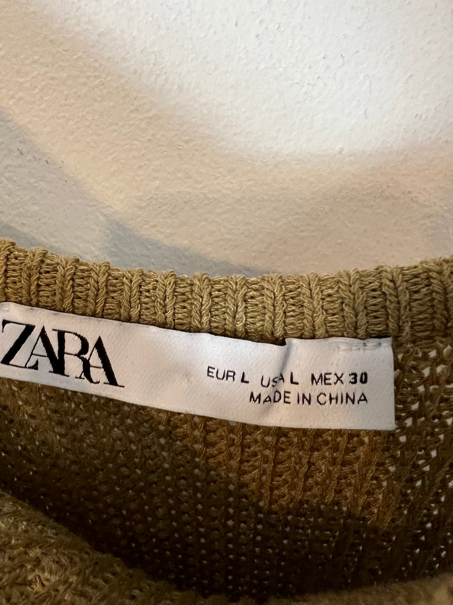 ZARA. Vestido largo punto verde caqui. T L