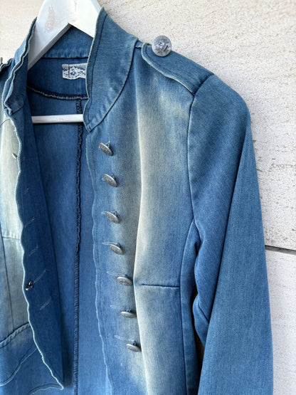 OTRAS. Chaqueta denim ligera doble botonadura. T M