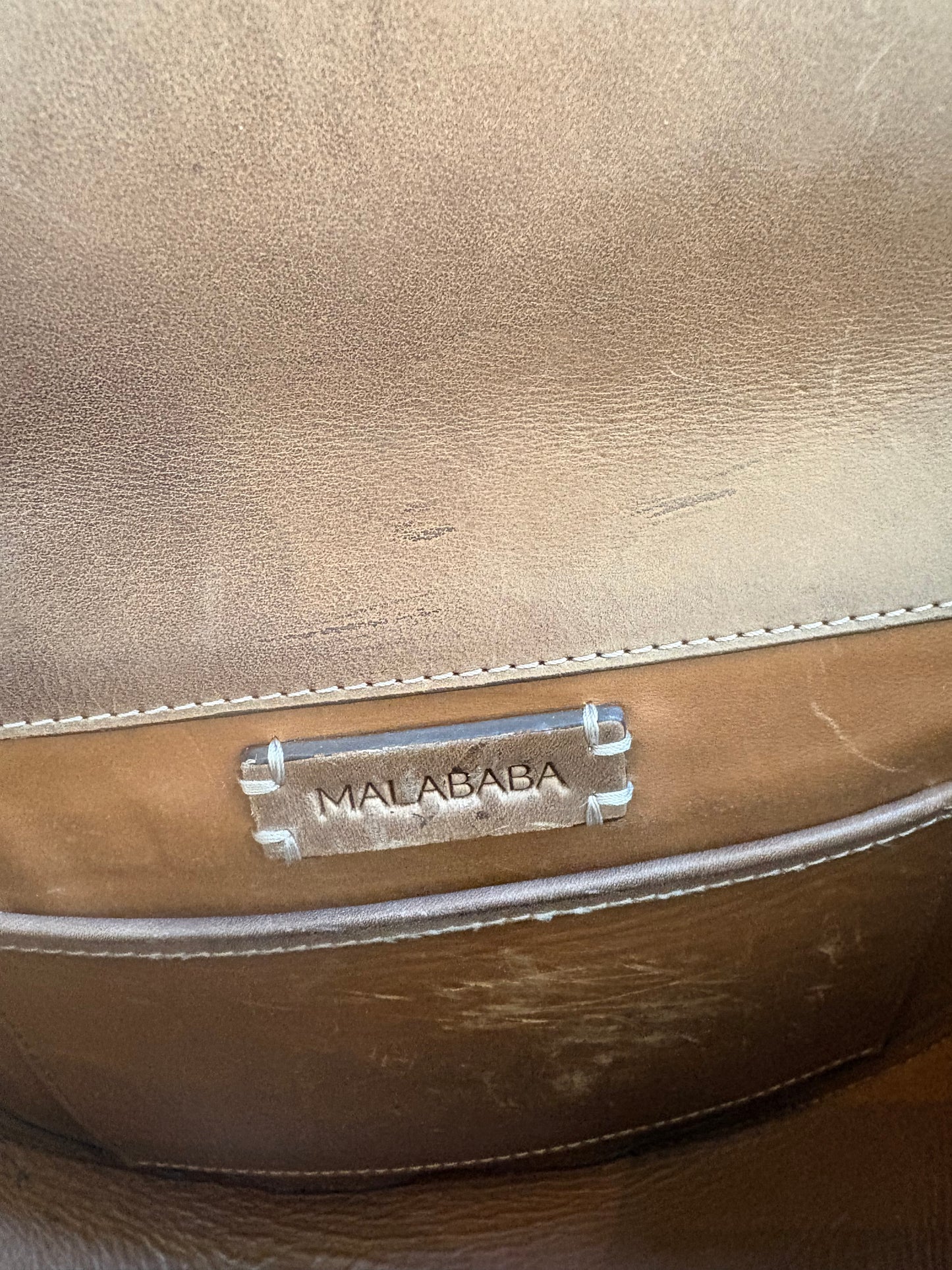 MALABABA. Bolso marrón piel asa larga