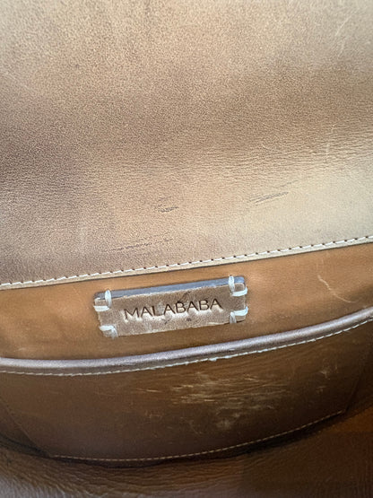 MALABABA. Bolso marrón piel asa larga