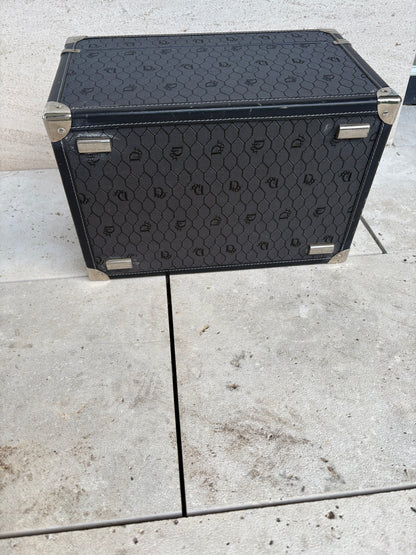 DIOR. Neceser de viaje