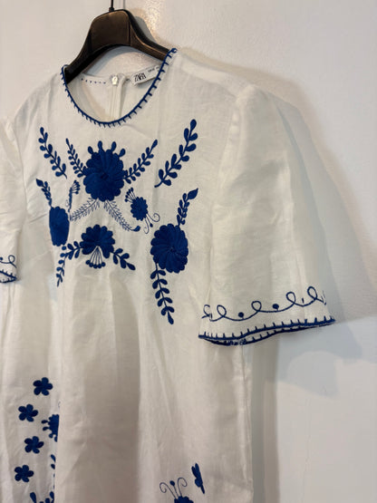 ZARA. Mustard textured back top. TS