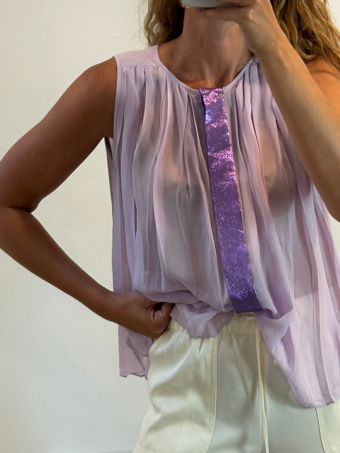 SANDRO. Top malva seda fluido