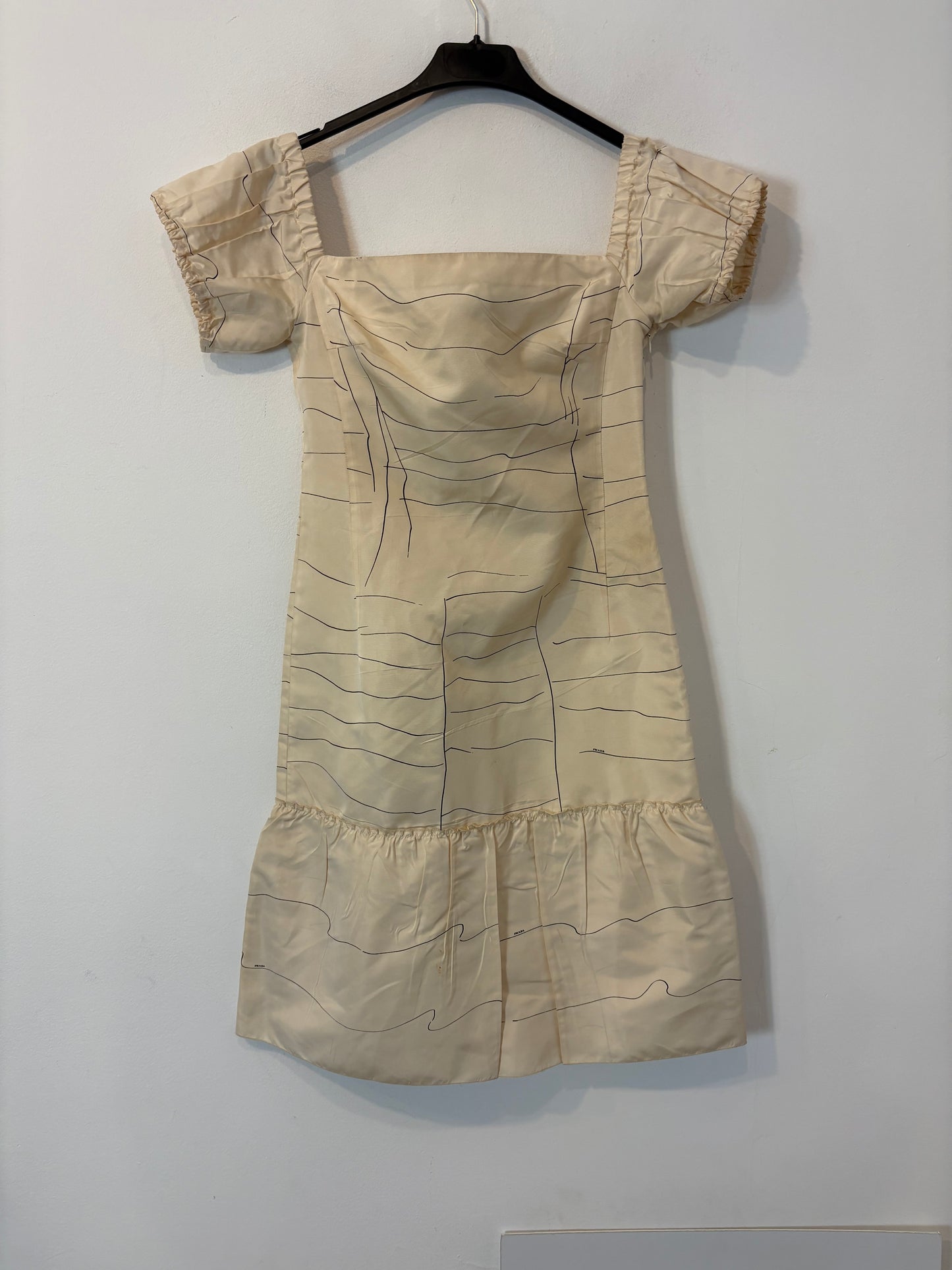 PRADA. Vestido seda vintage