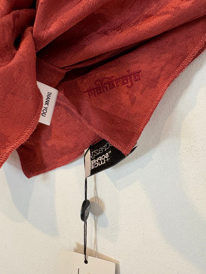 SOPHIE & LUCIE. Pañuelo teja con lino