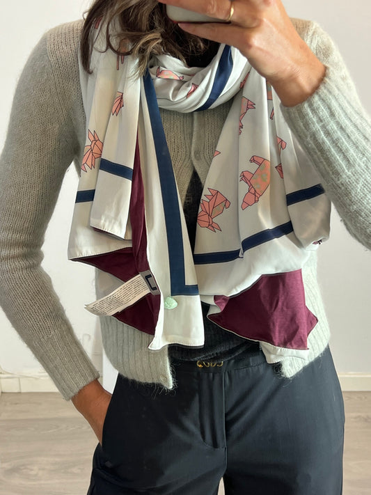 ADOLFO DOMINGUEZ. Fular reversible doble textura