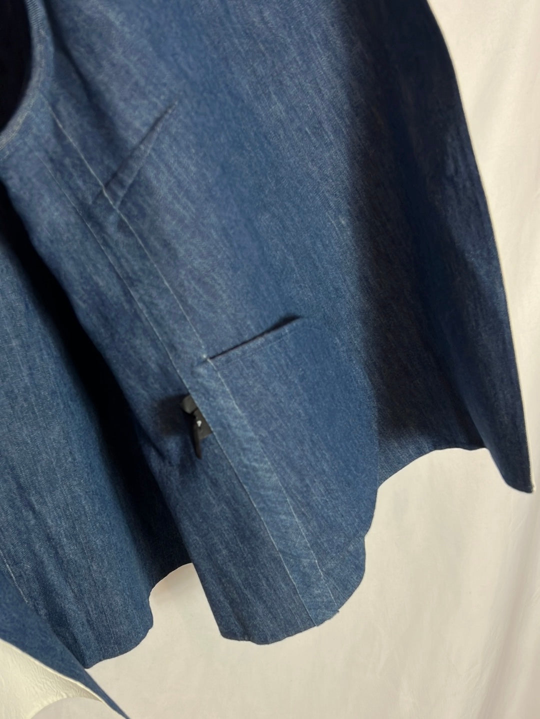 ERMANNO SCERVINO. Chaqueta blanca textura. T 44 (L)