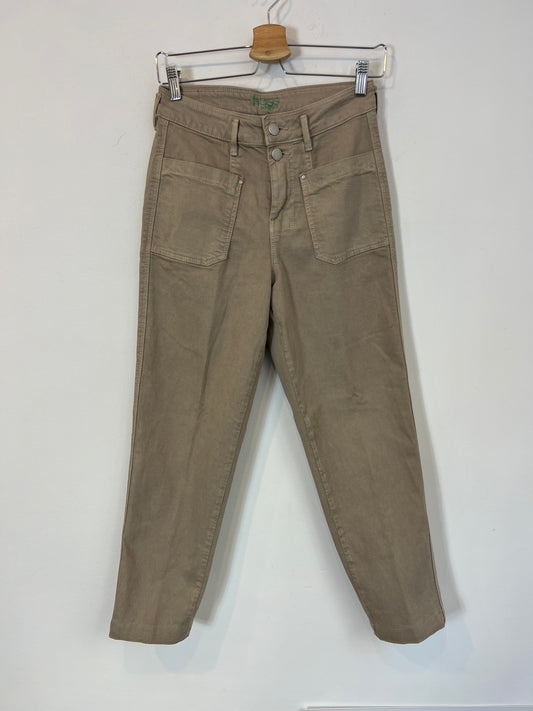 INTROPIA. Beige trousers with pockets. Size 36