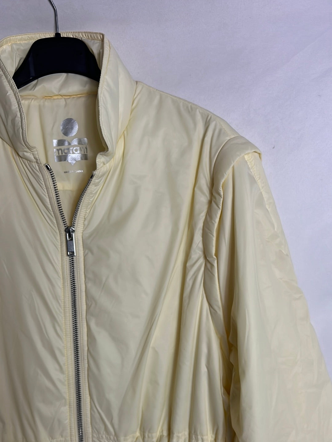 ISABEL MARANT. Plumas/ chaleco ligero amarillo pastel . T 34