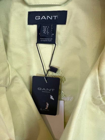 GANT. Gabardina corta verde luna. T L