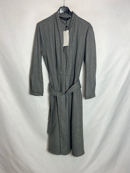ZARA. Textured gray midi dress. TM