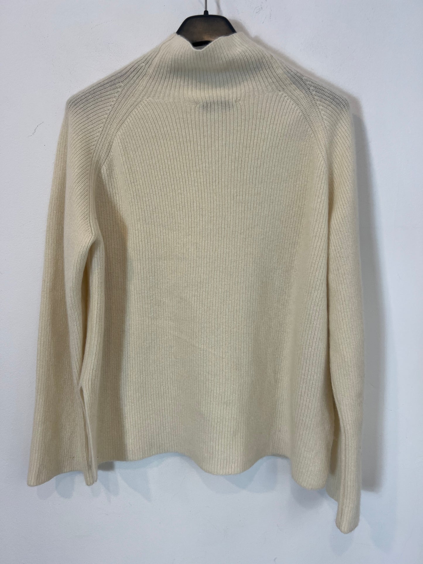 SHON MOTT. Jersey cashmere beige claro. T 1(S)