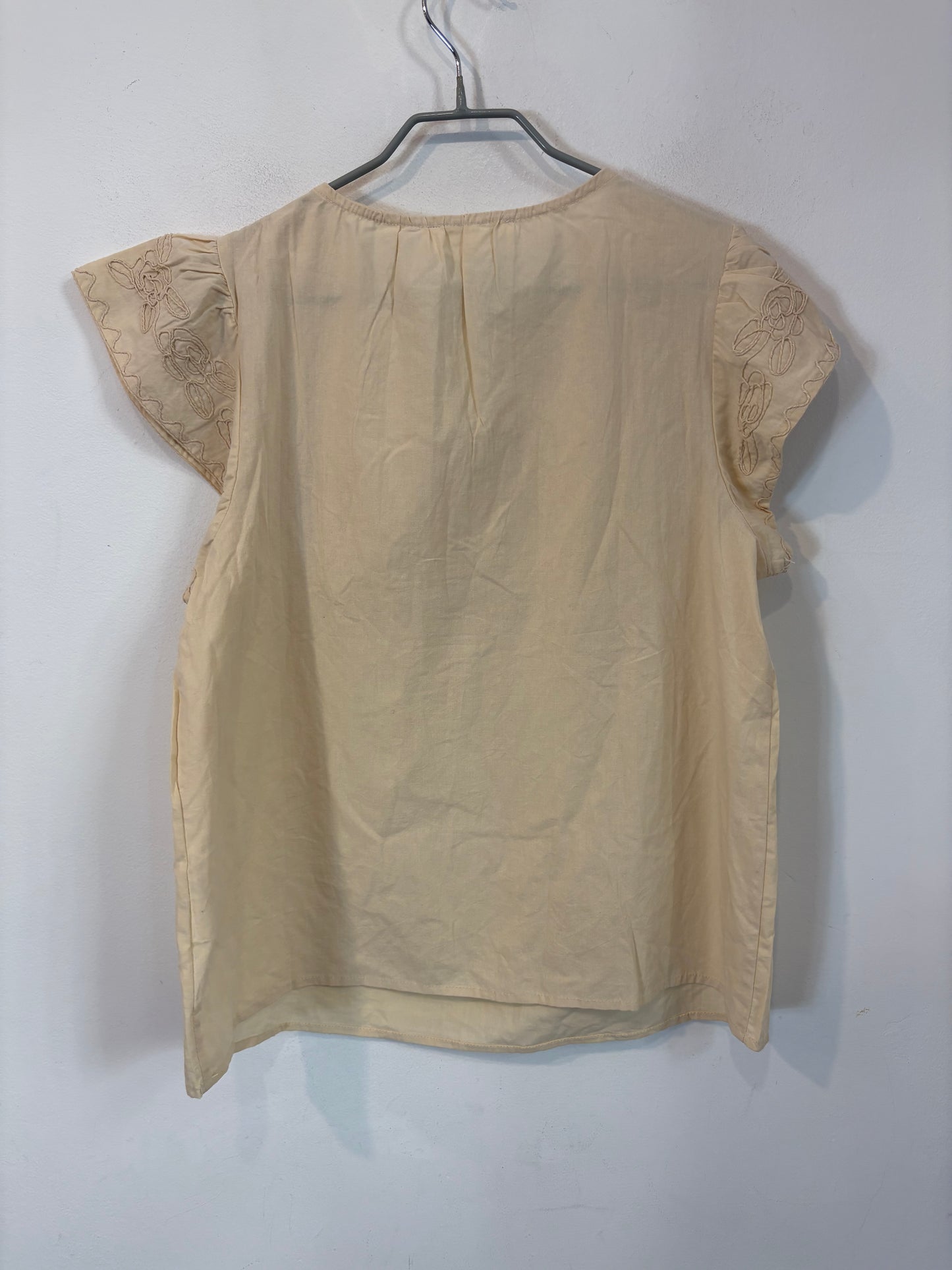 POLIN ET MOI. Blusa beige bordada