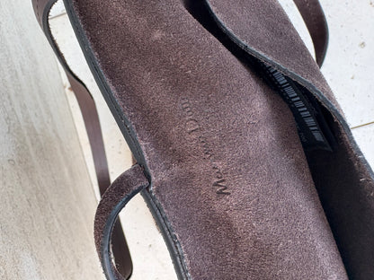 MASSIMO DUTTI. Bolso marrón nudo piel serraje