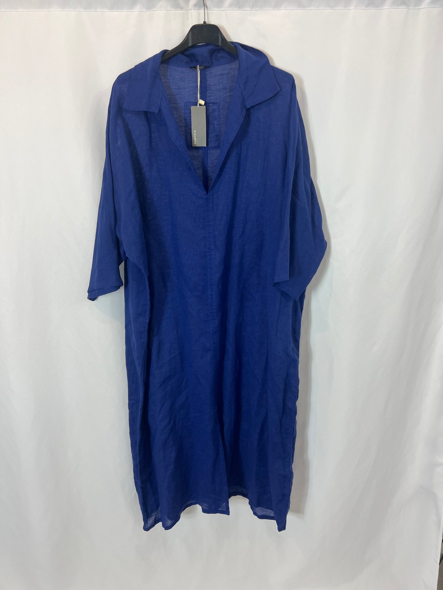 PARFOIS. Vestido azul detalle espalda lino y algodón. TU