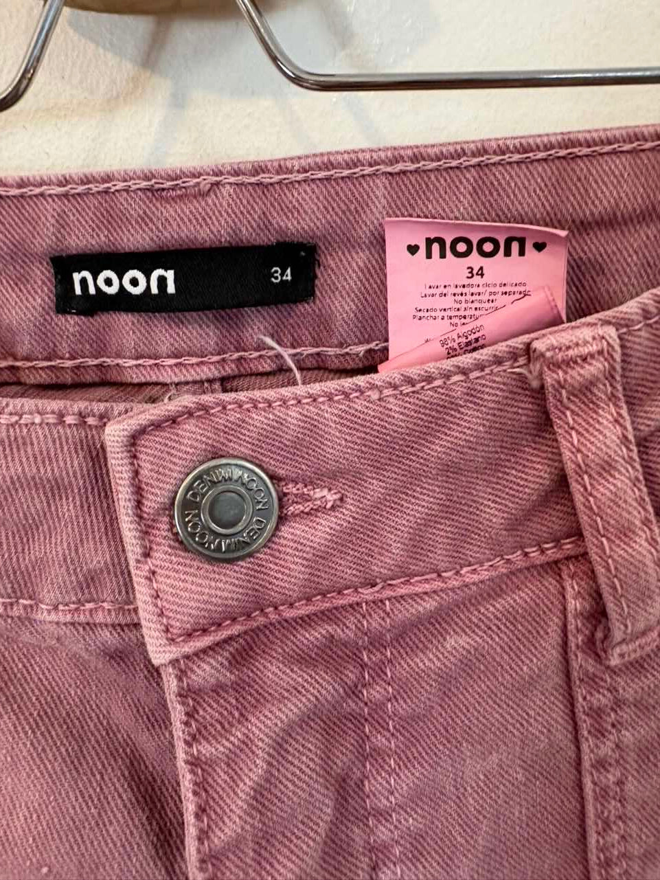 NOON. Denim malva bolsillos