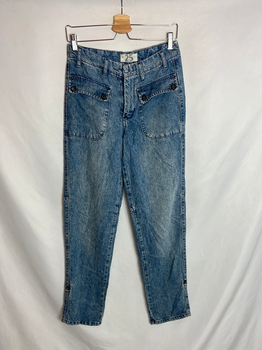 FREE PEOPLE. Flowy denim with a worn effect. T 25 (36)