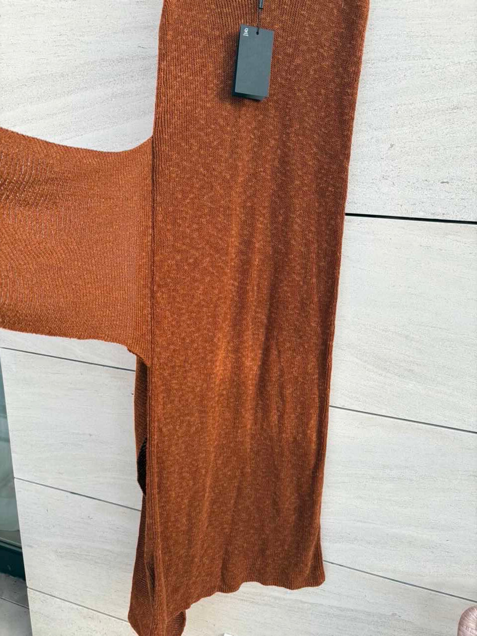 MASSIMO DUTTI. Vestido midi punto caldero