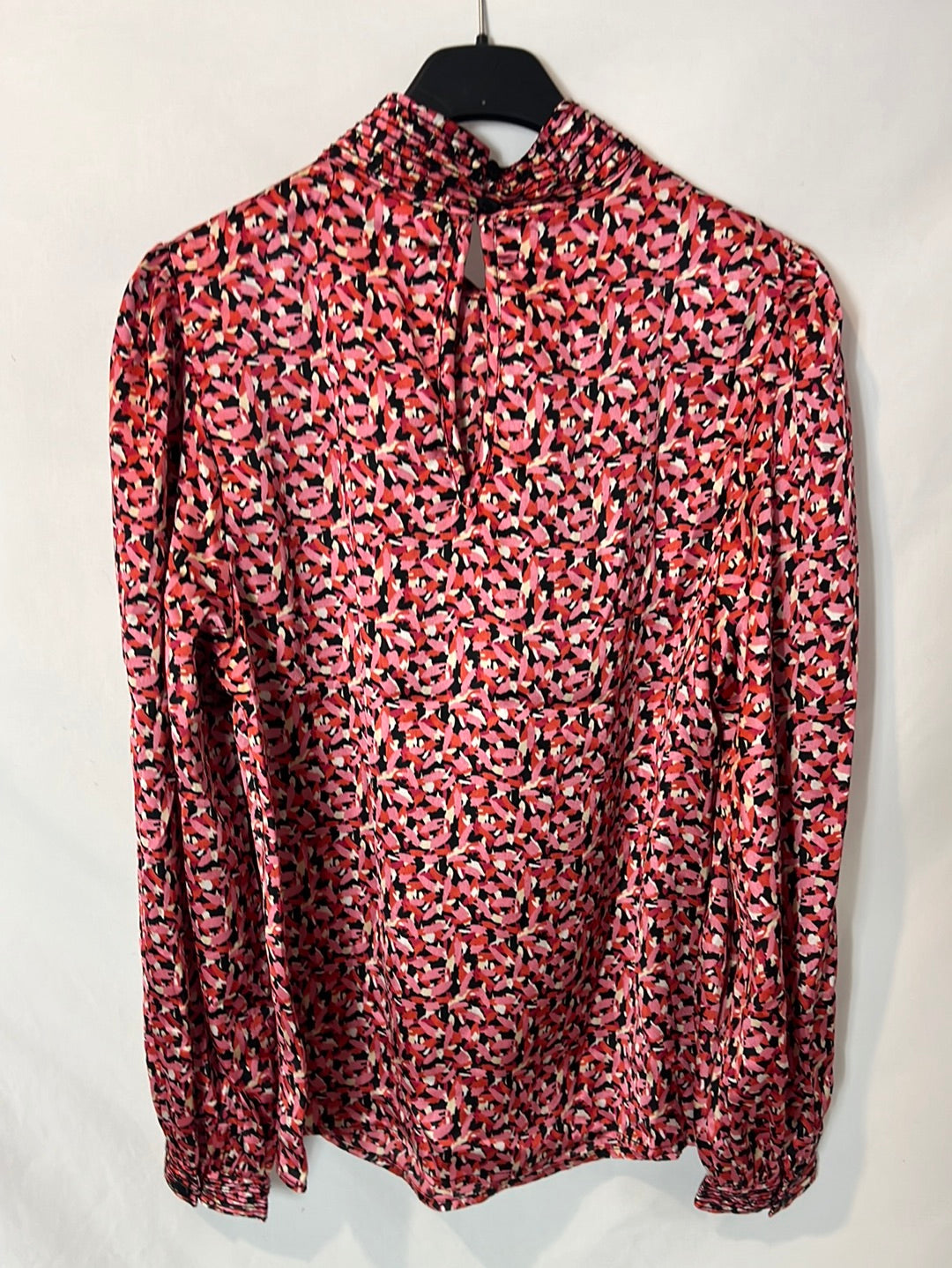 SFERA. Rose print satin blouse. T.S.