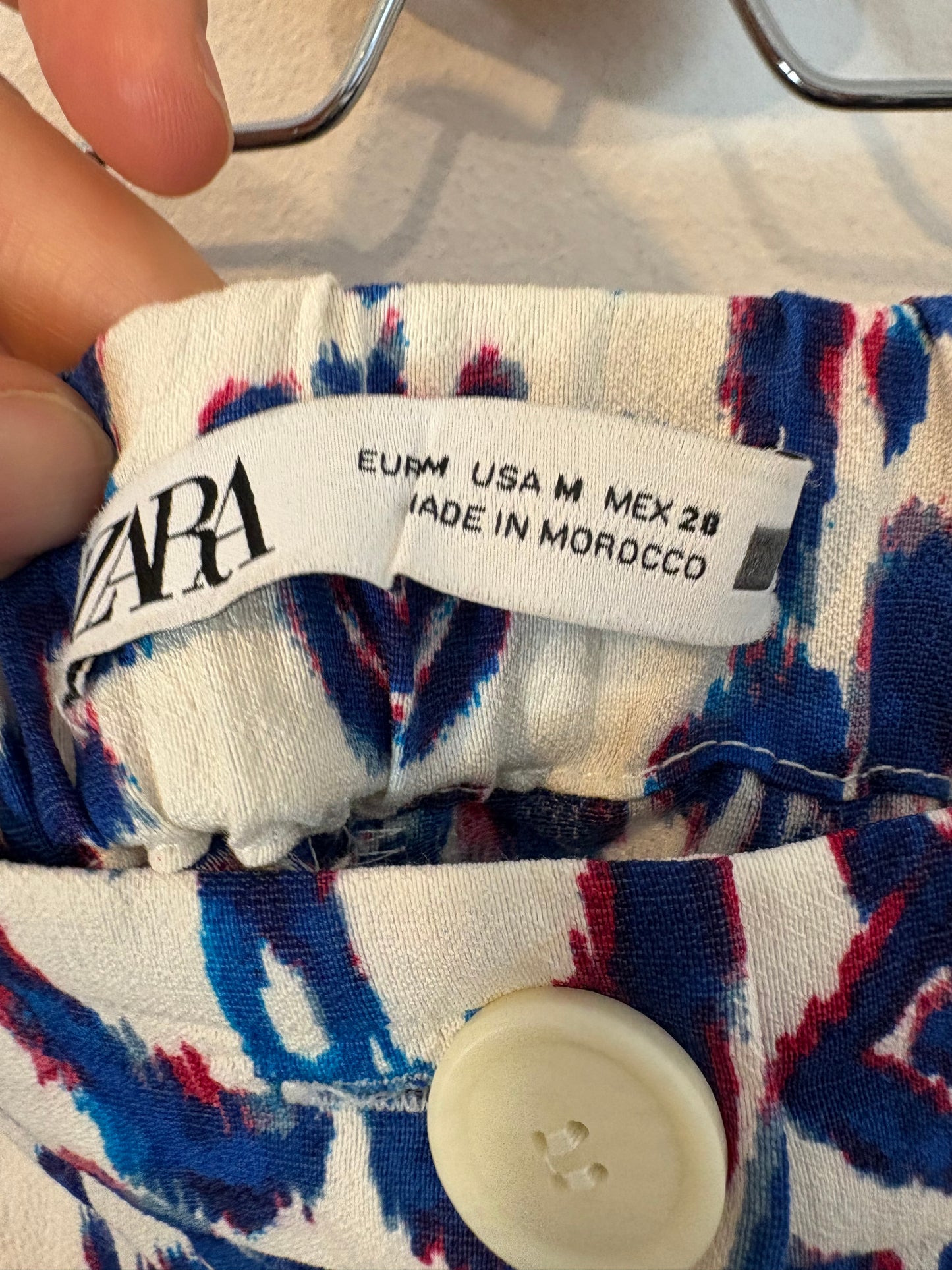 AMEÉ. Sleeveless fringed sweater S.(s)