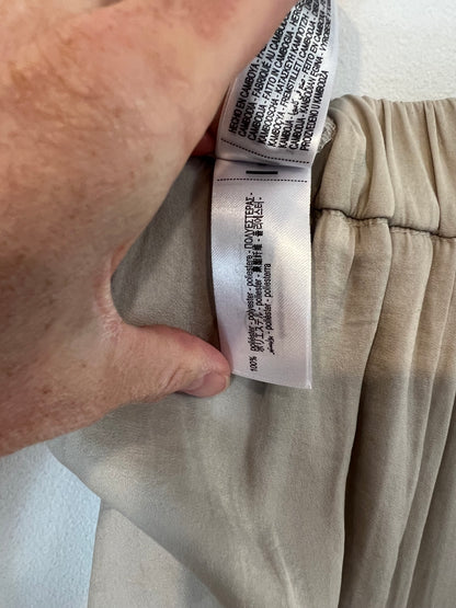 ZARA. Pantalón falda tipo fluida