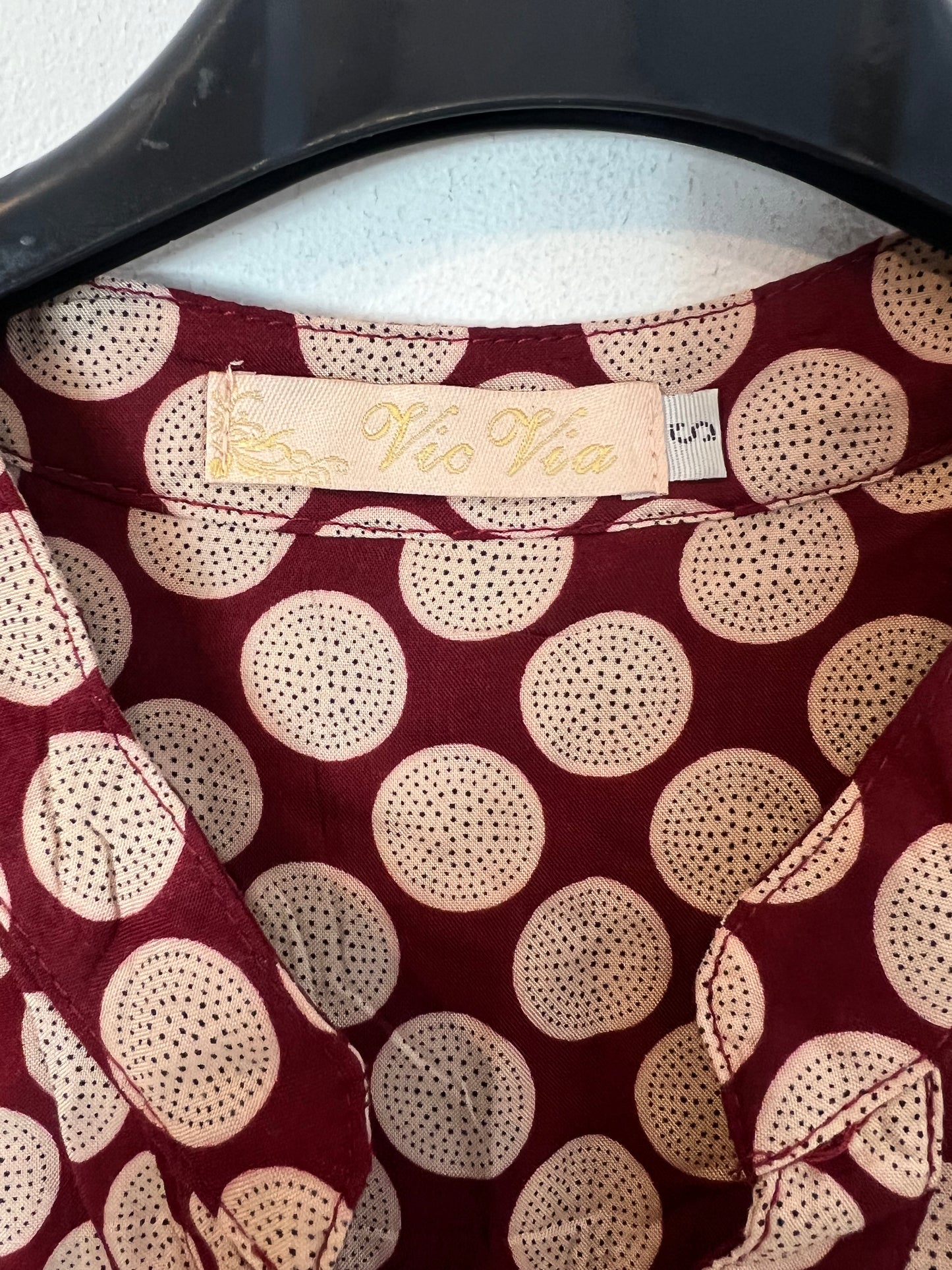 VIO VIA. Printed burgundy blouse. TS