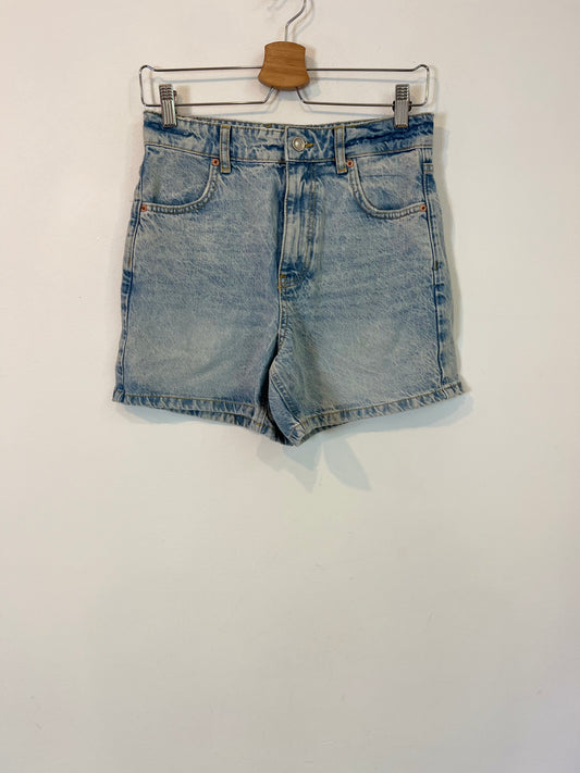 ZARA. Denim shorts size 36
